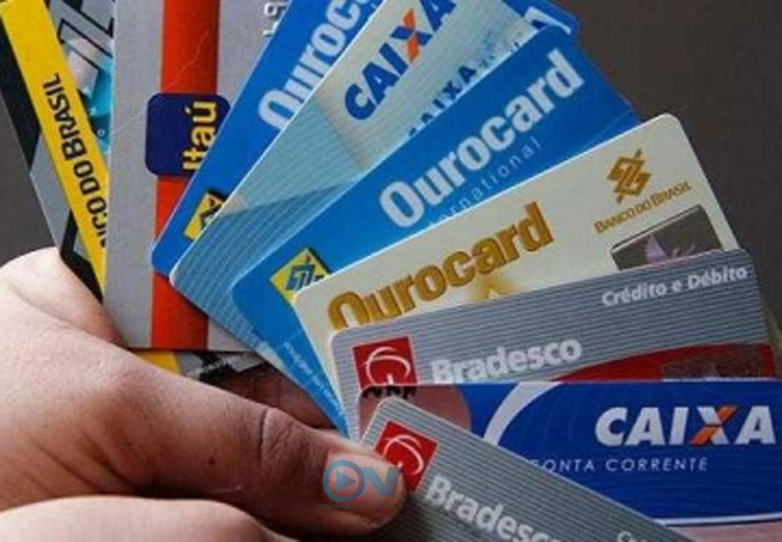 Cartão de Crédito: novas regras para portabilidade e transparência prometem alívio para endividados